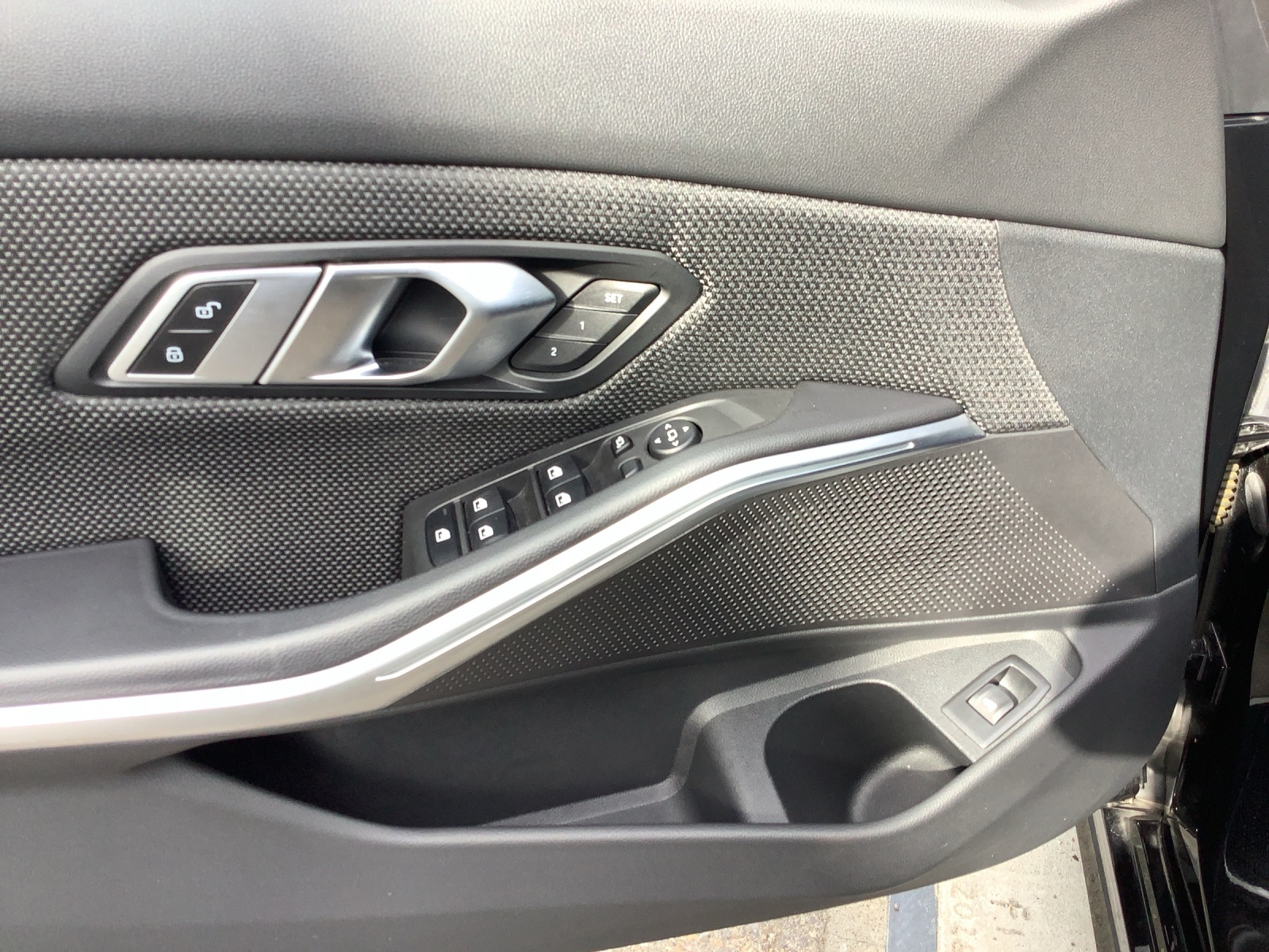 BMW 320i Touring-image-19