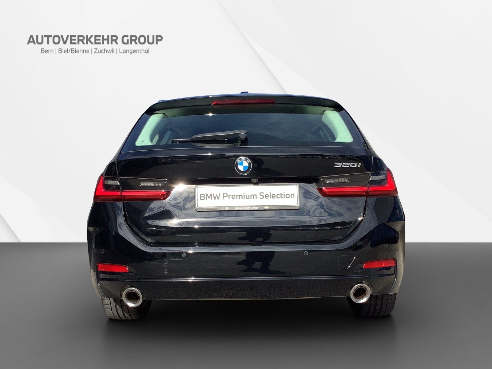 BMW 320i Touring-image-3