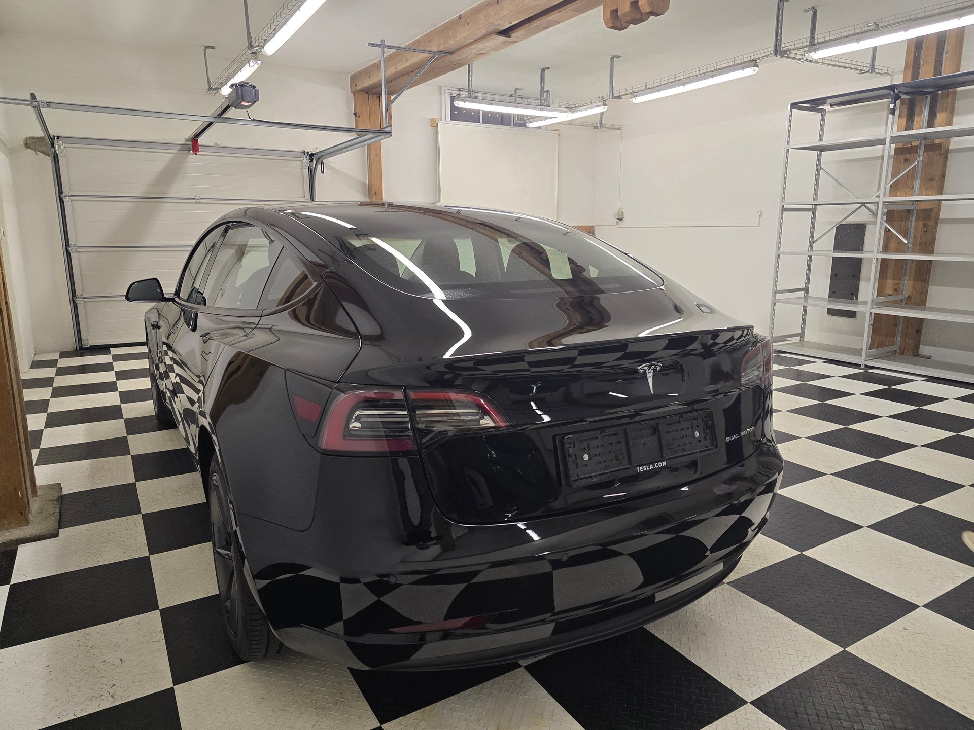 TESLA Model 3 Long Range Dual Motor AWD-image-5