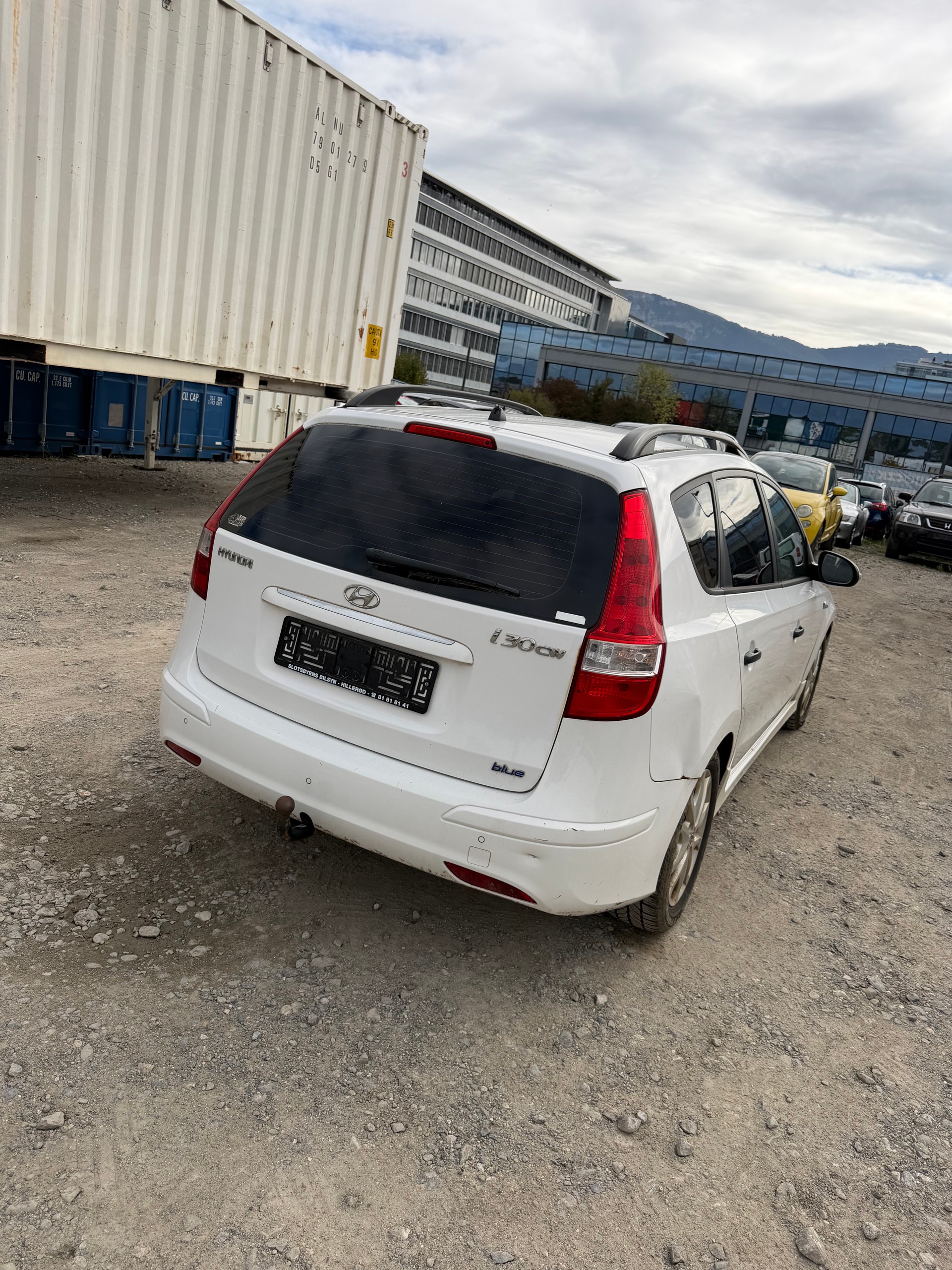 HYUNDAI i30 Wagon 1.6 CRDi Style-image-7