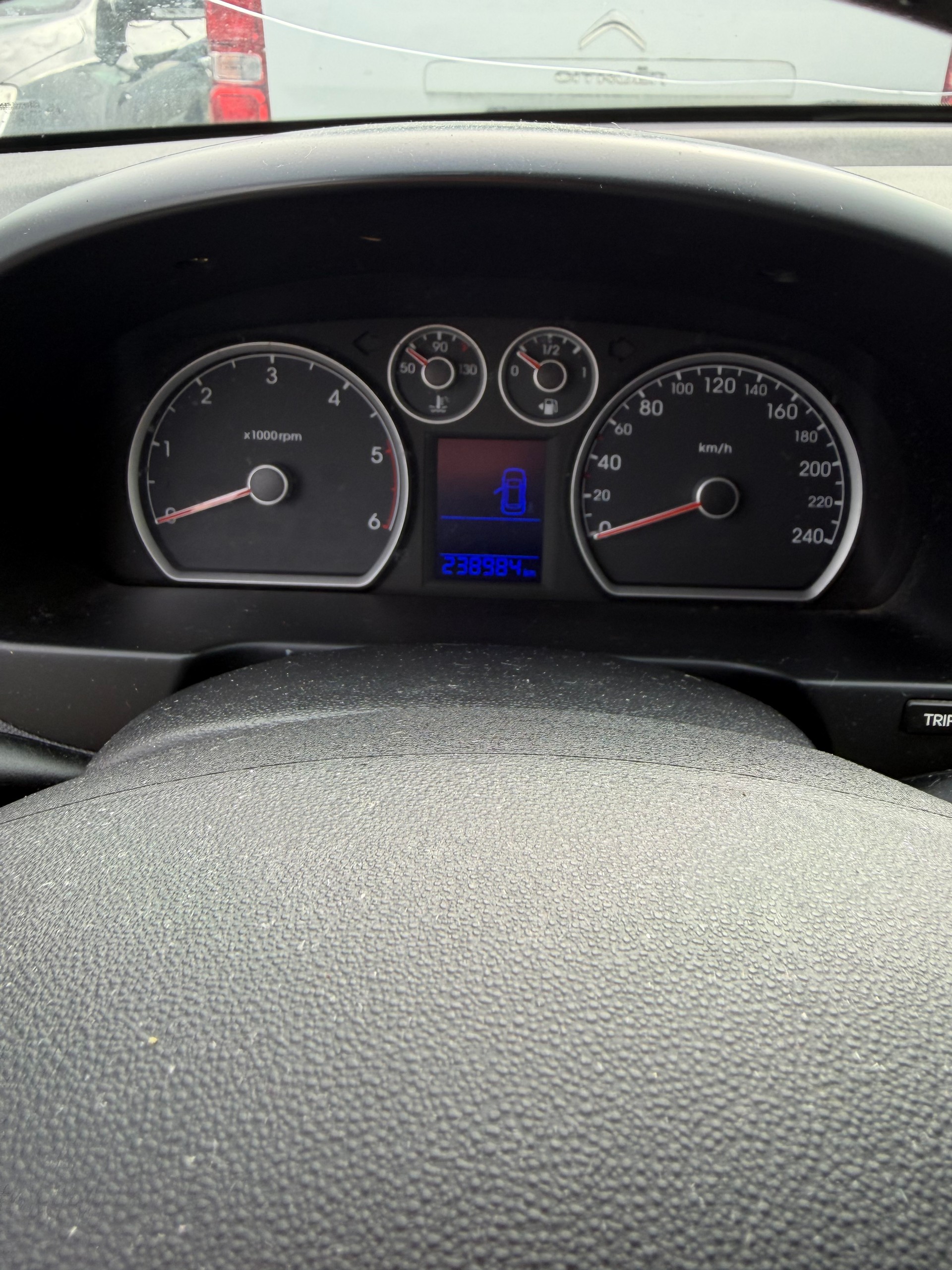 HYUNDAI i30 Wagon 1.6 CRDi Style-image-5