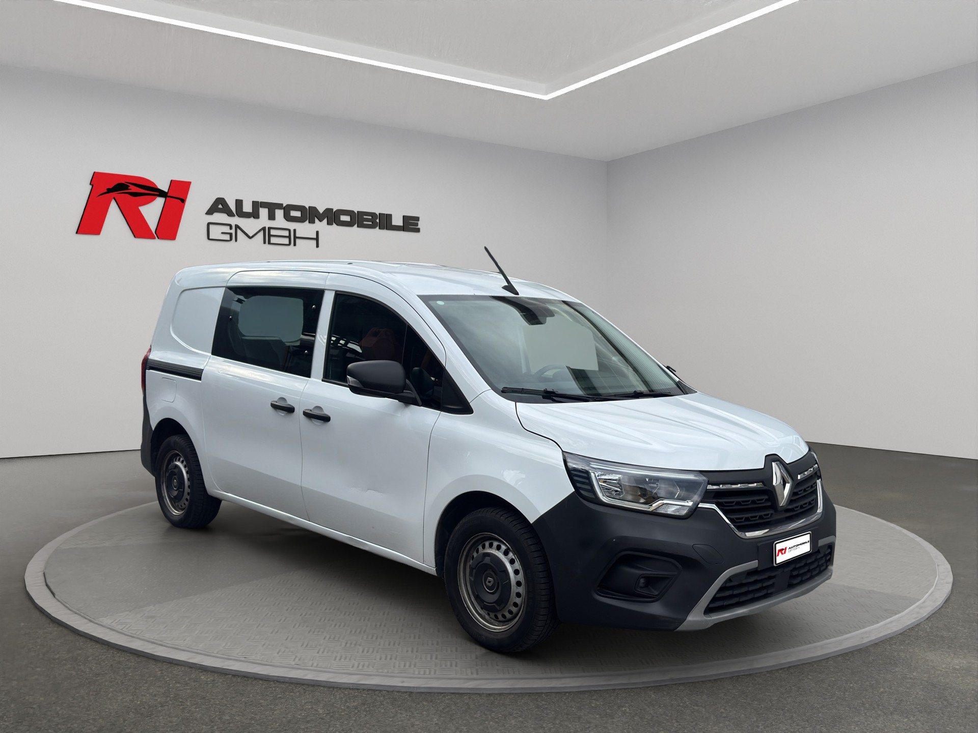 RENAULT Kangoo Van 1.5 dCi Standard L2 95 Maxi-image-6