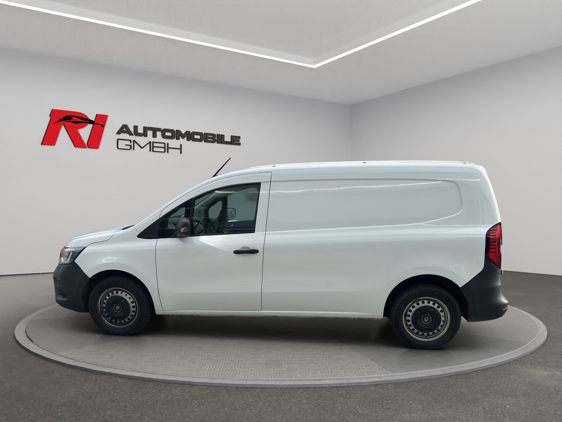 RENAULT Kangoo Van 1.5 dCi Standard L2 95 Maxi-image-4
