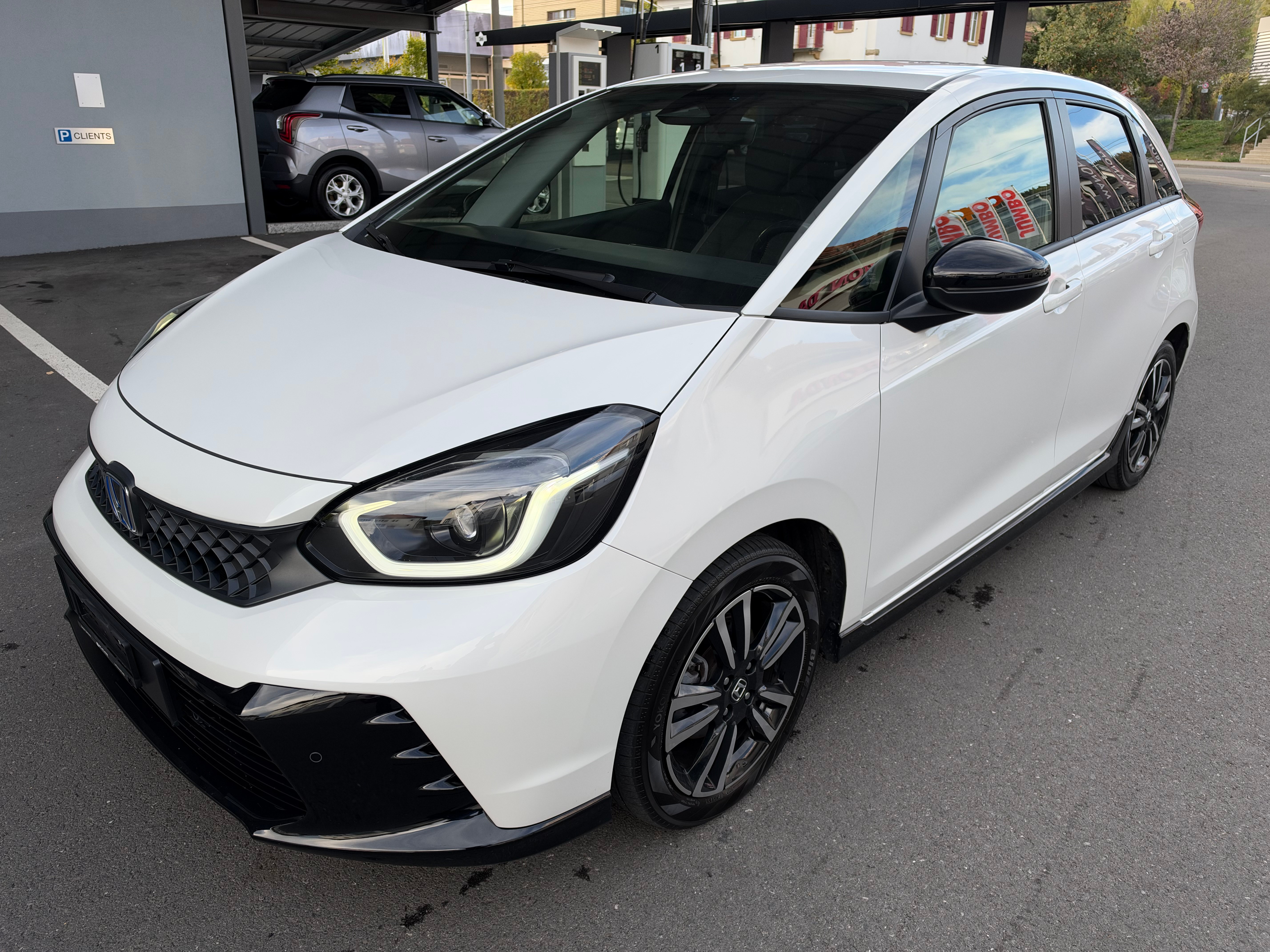 Car photo