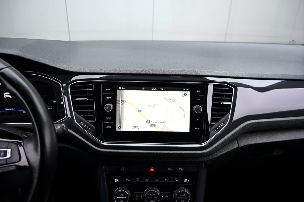 VW T-Roc 2.0 TSI Sport DSG 4Motion-image-11