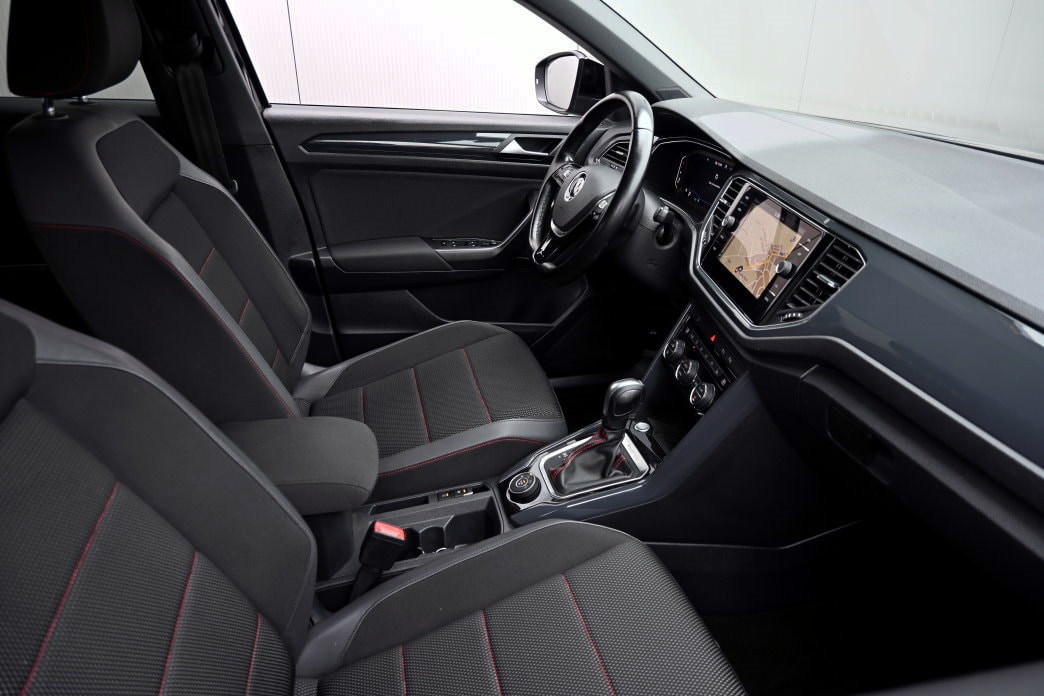 VW T-Roc 2.0 TSI Sport DSG 4Motion-image-4