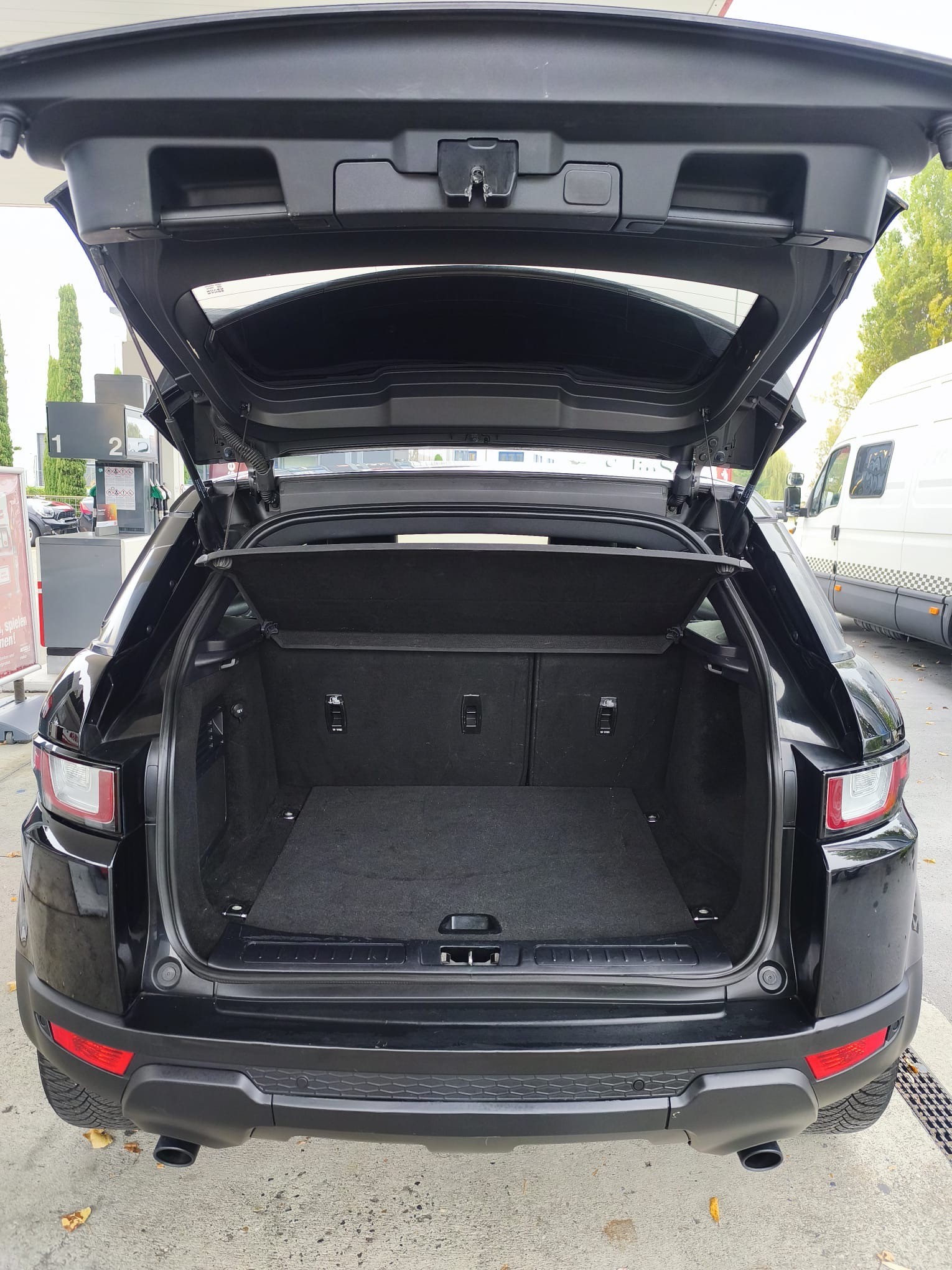 LAND ROVER Range Rover Evoque 2.0 TD4 HSE Dynamic AT9-image-9