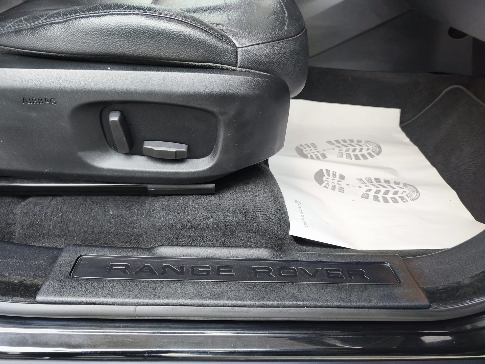 LAND ROVER Range Rover Evoque 2.0 TD4 HSE Dynamic AT9-image-23