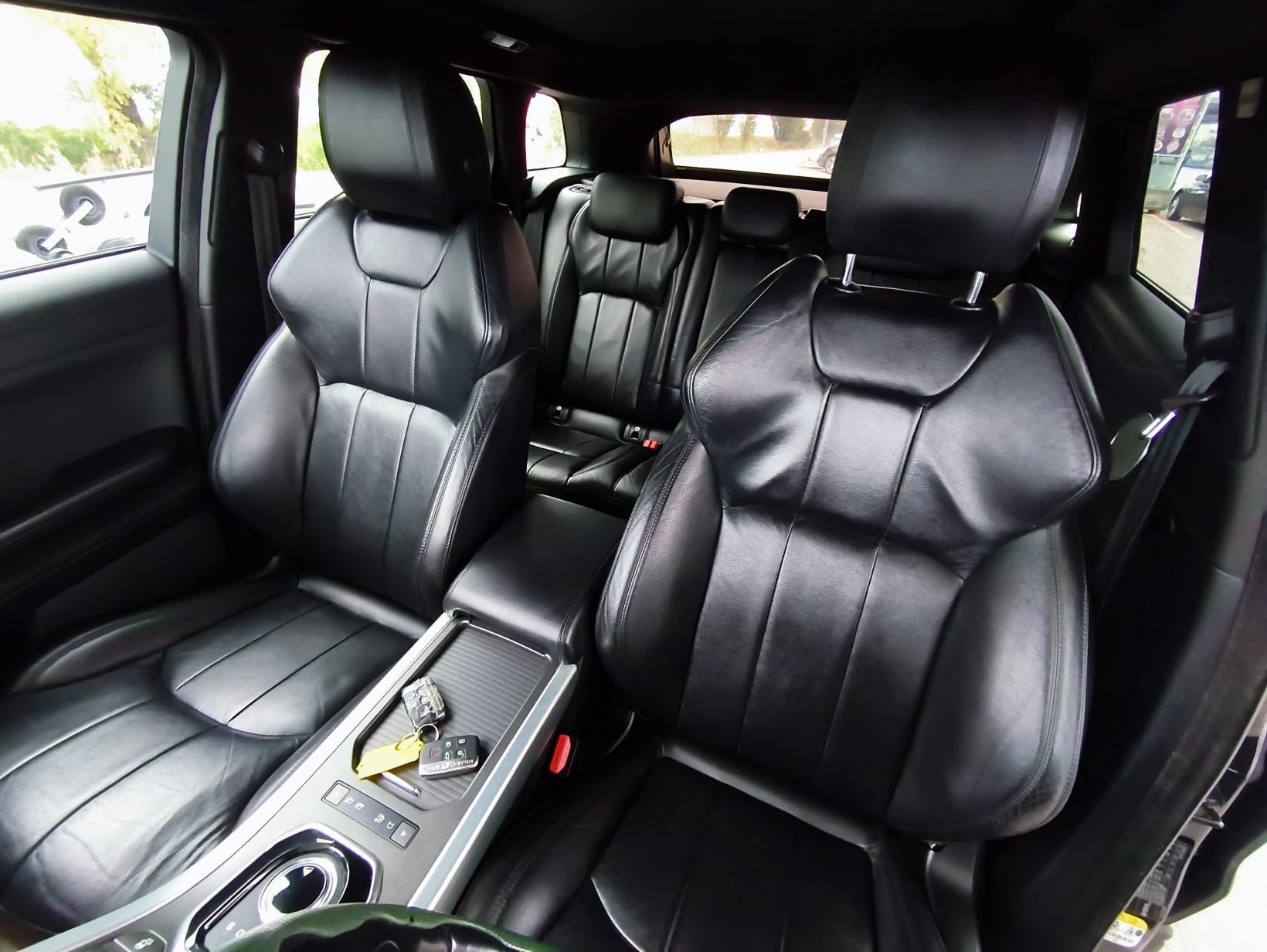 LAND ROVER Range Rover Evoque 2.0 TD4 HSE Dynamic AT9-image-20
