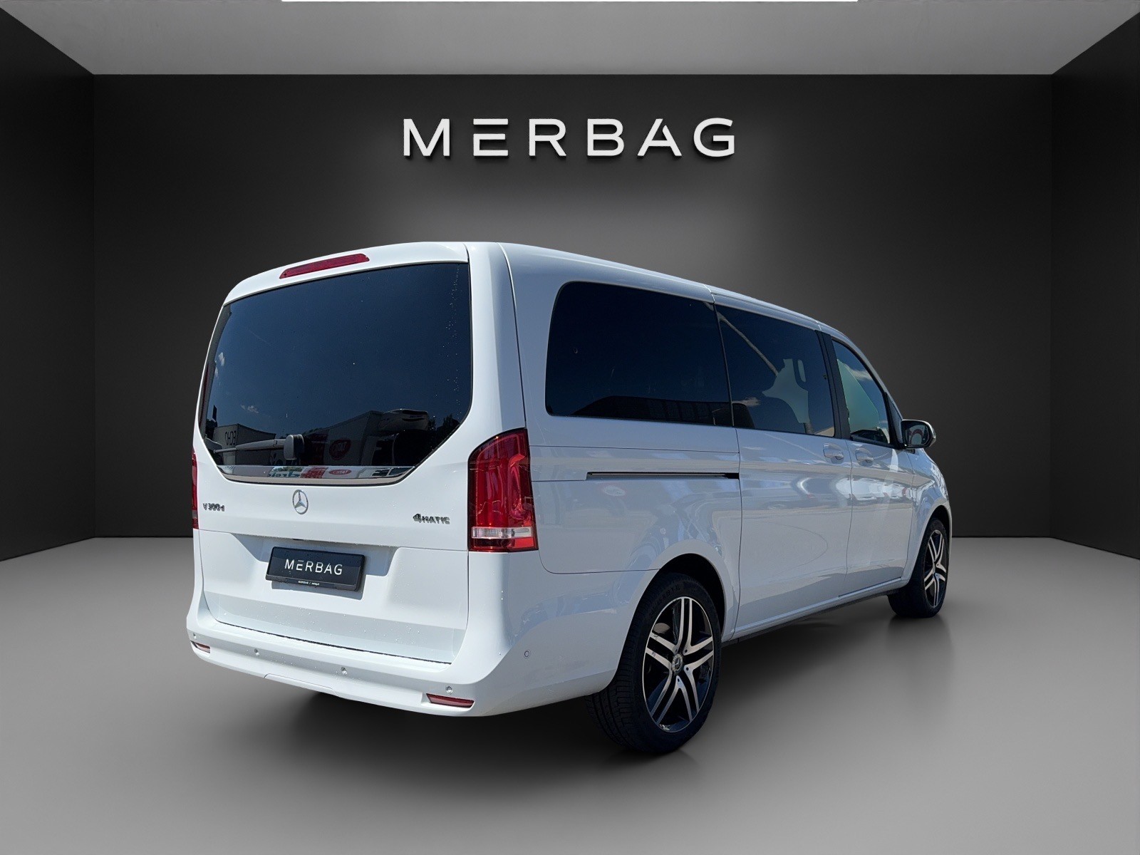 MERCEDES-BENZ V 300 d lang Avantgarde 4Matic 9G-Tronic-image-1
