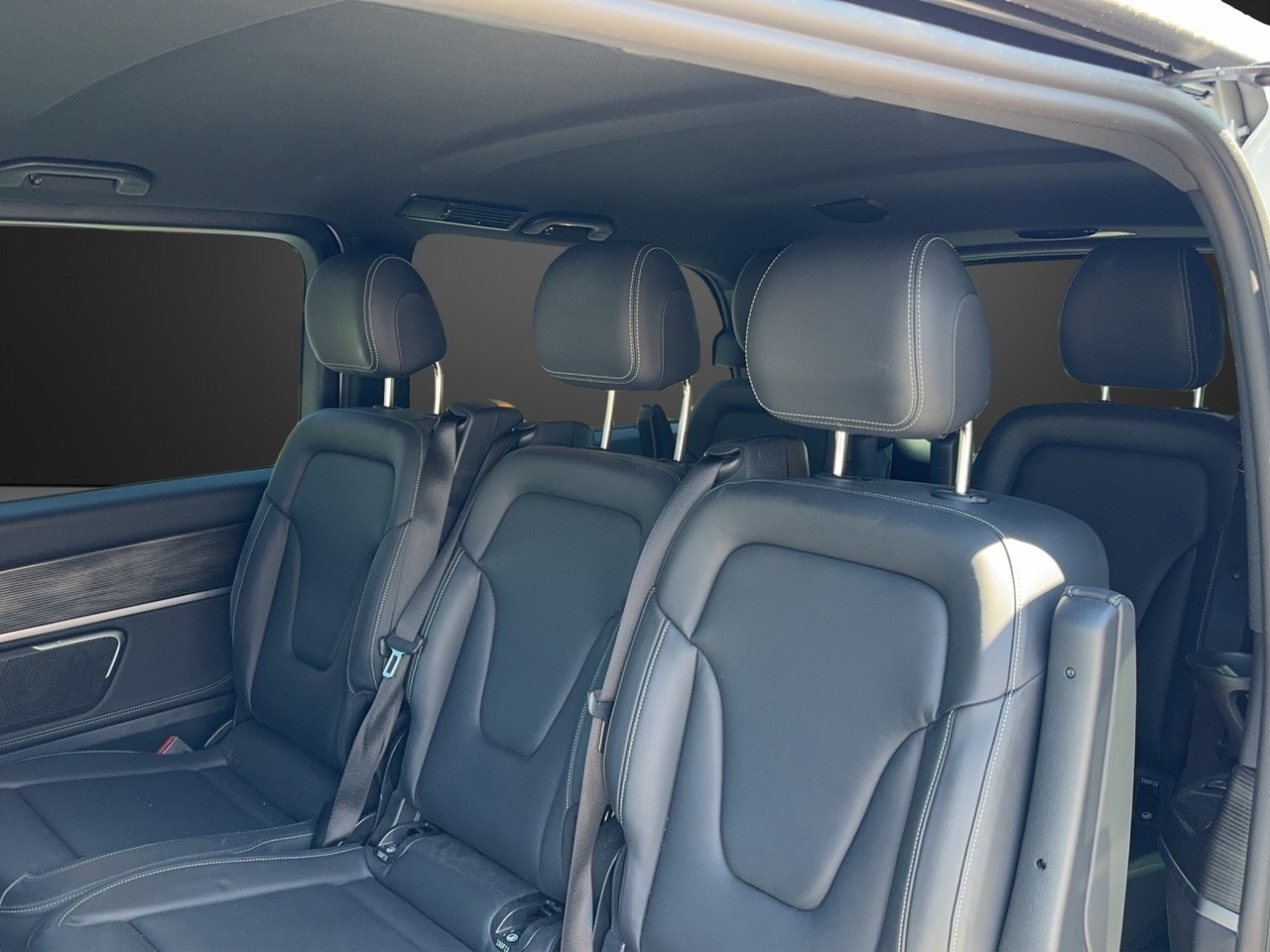 MERCEDES-BENZ V 300 d lang Avantgarde 4Matic 9G-Tronic-image-7