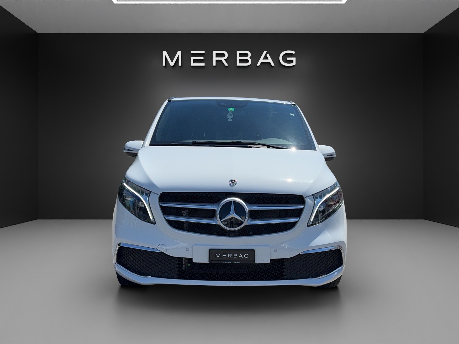 MERCEDES-BENZ V 300 d lang Avantgarde 4Matic 9G-Tronic-image-5