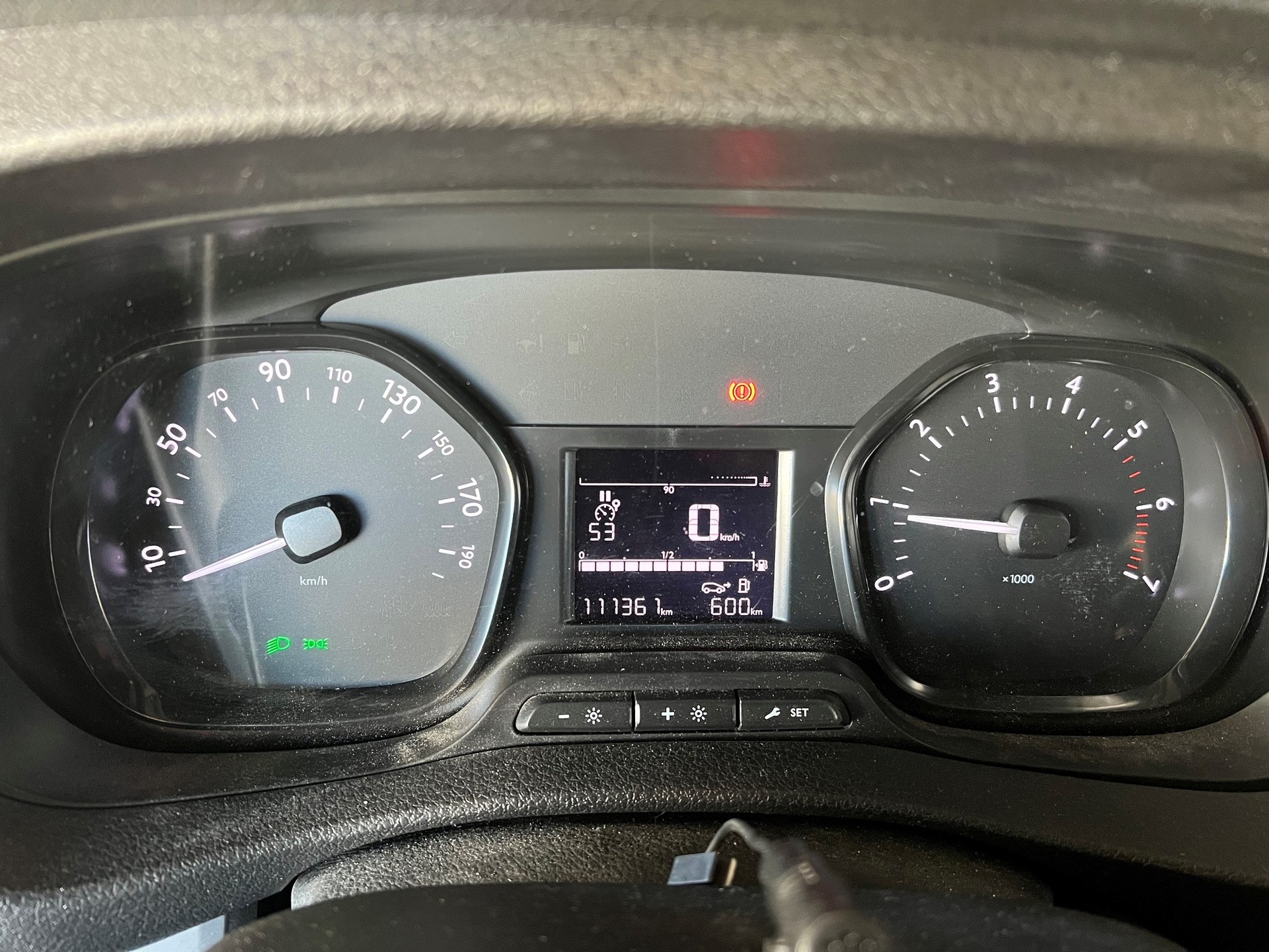 TOYOTA Proace 2.0D Panel Van Long Active 4x4-image-5
