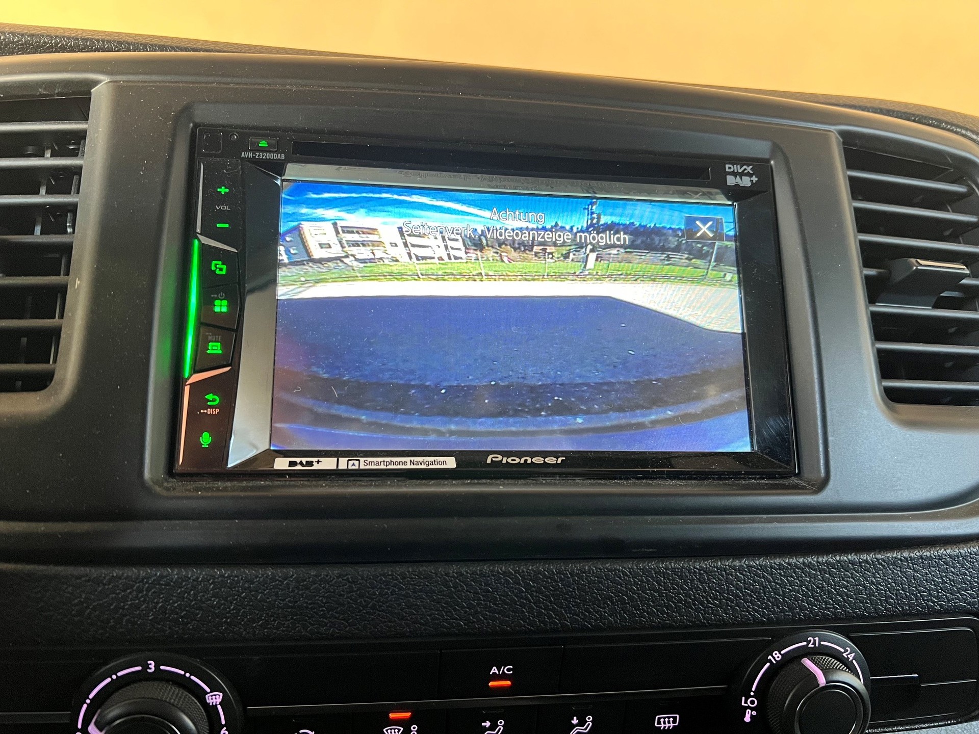 TOYOTA Proace 2.0D Panel Van Long Active 4x4-image-6