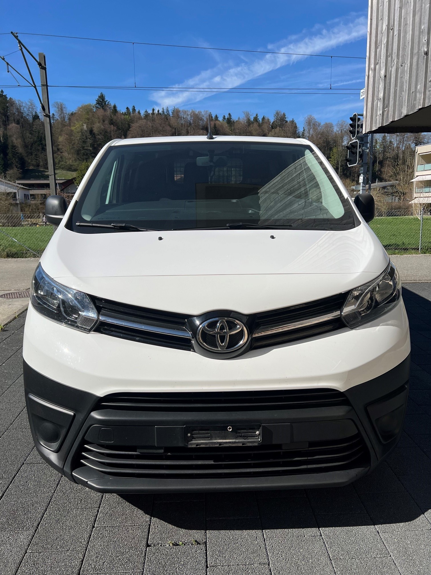 TOYOTA Proace 2.0D Panel Van Long Active 4x4-image-2
