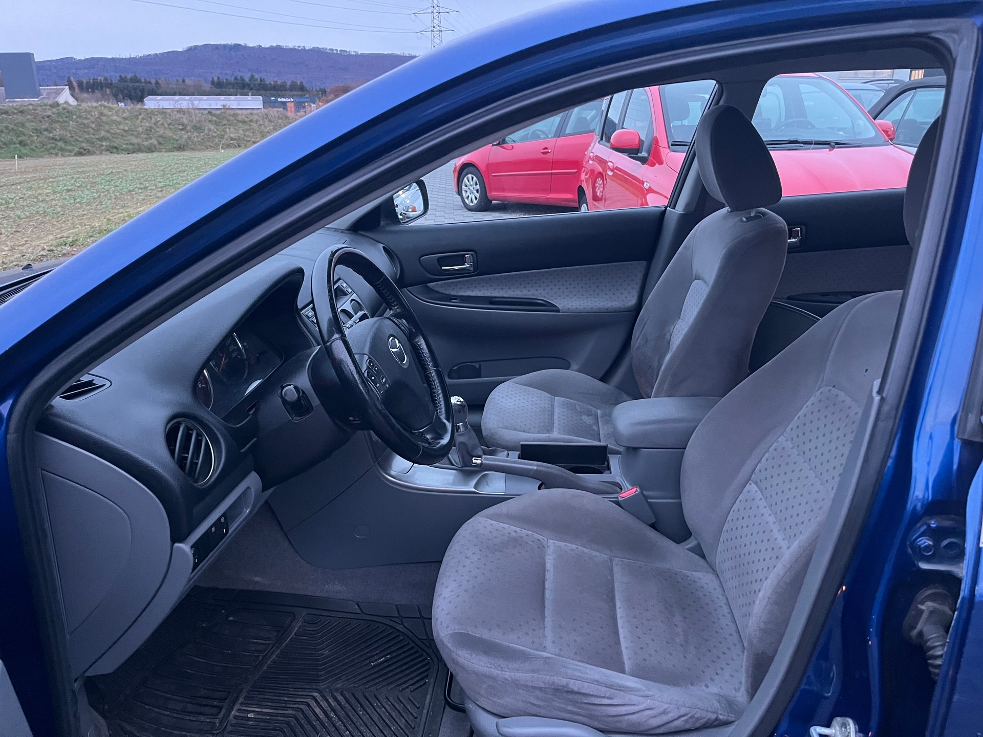 MAZDA 6 2.0 16V Exclusive-image-12