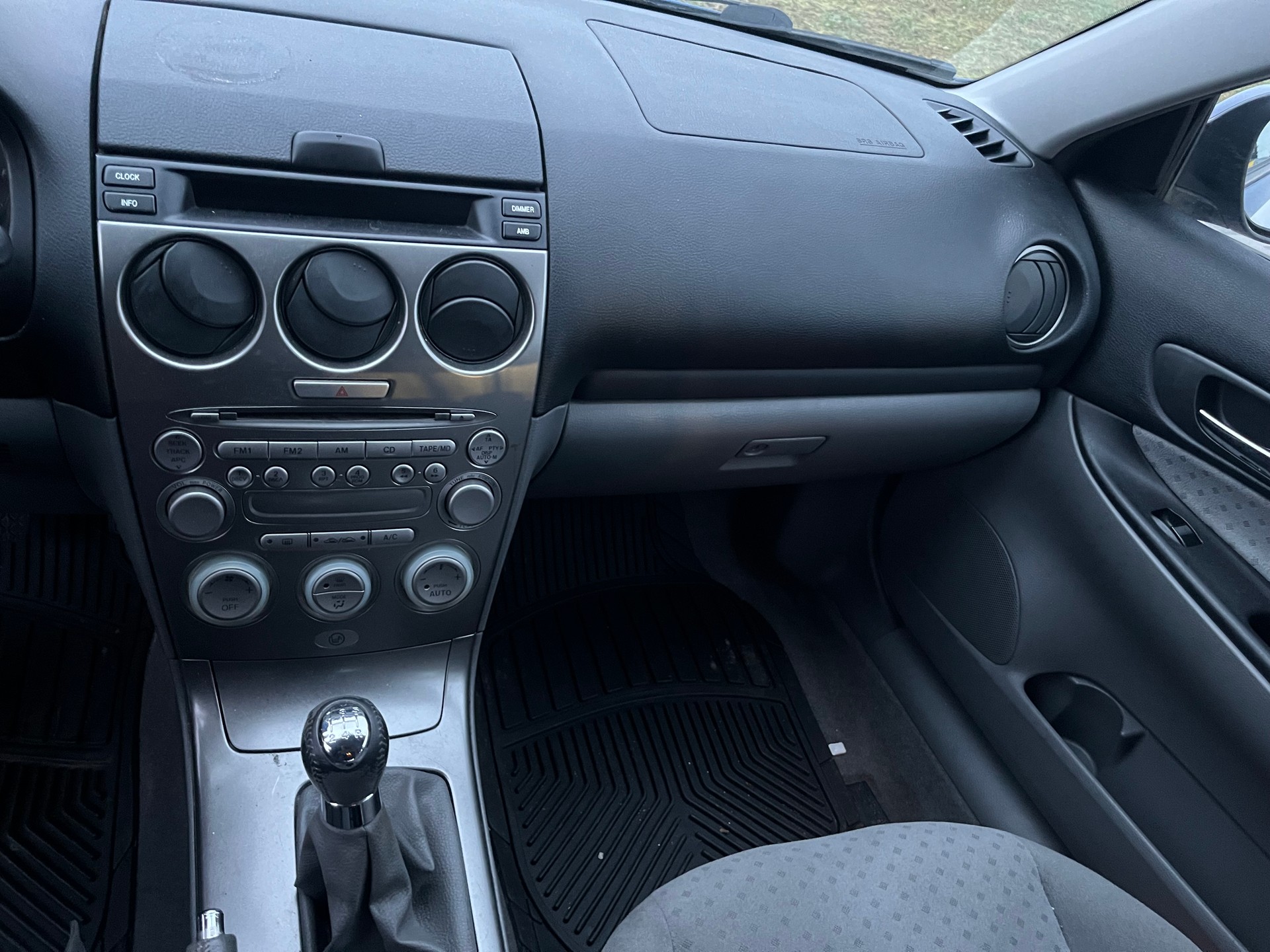 MAZDA 6 2.0 16V Exclusive-image-11