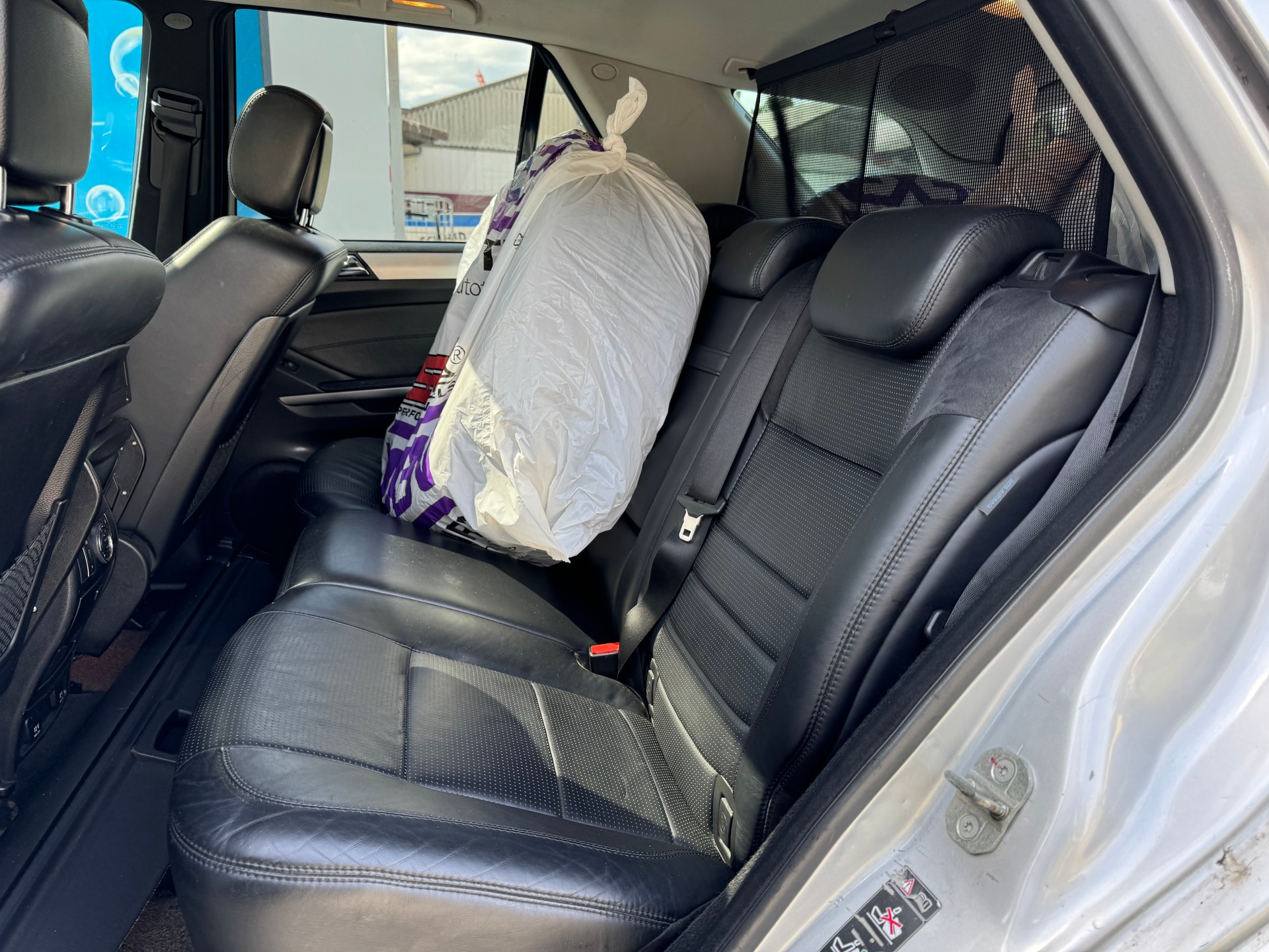 MERCEDES-BENZ ML 63 AMG 4Matic 7G-Tronic-image-8