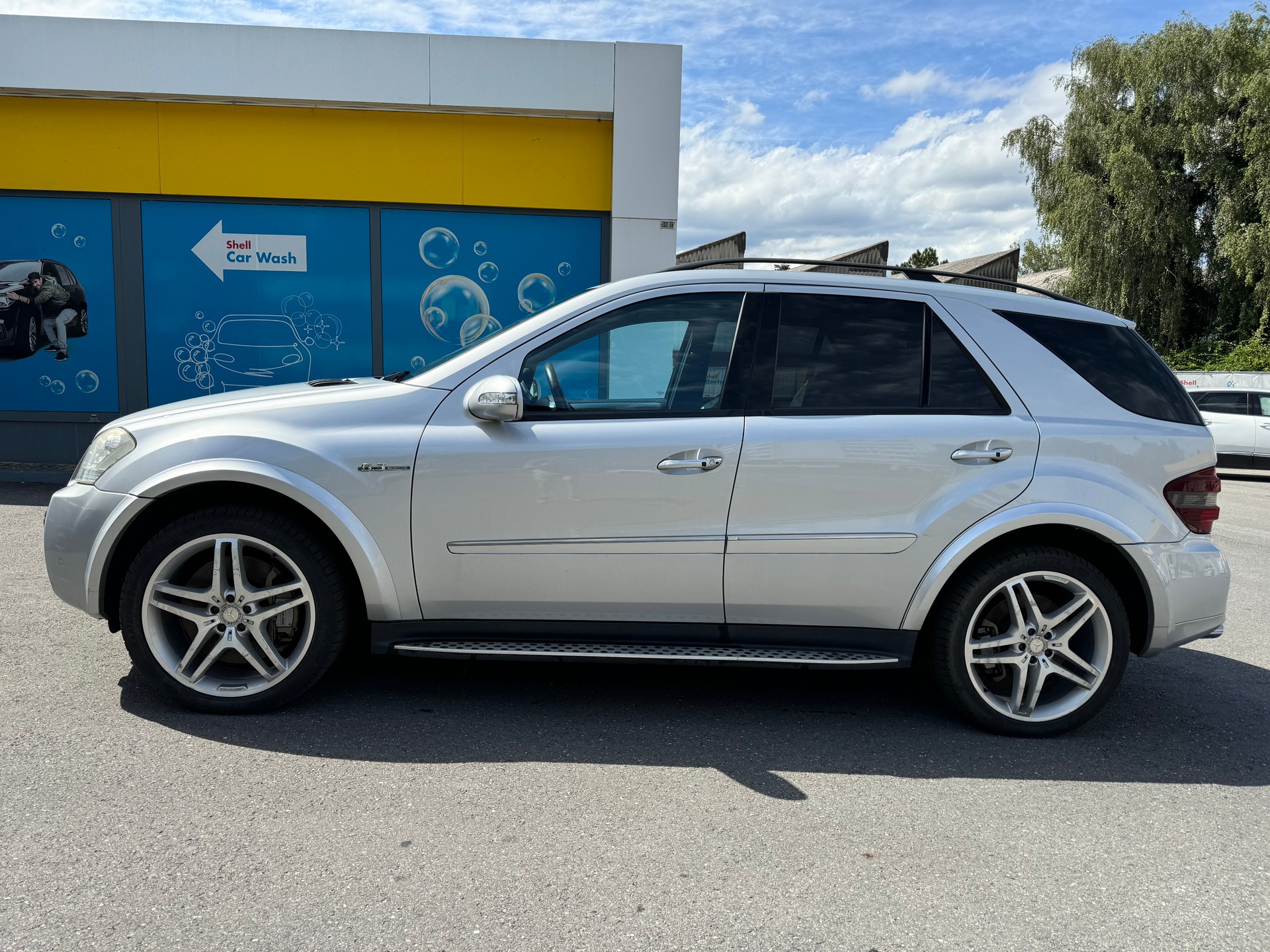 MERCEDES-BENZ ML 63 AMG 4Matic 7G-Tronic-image-3