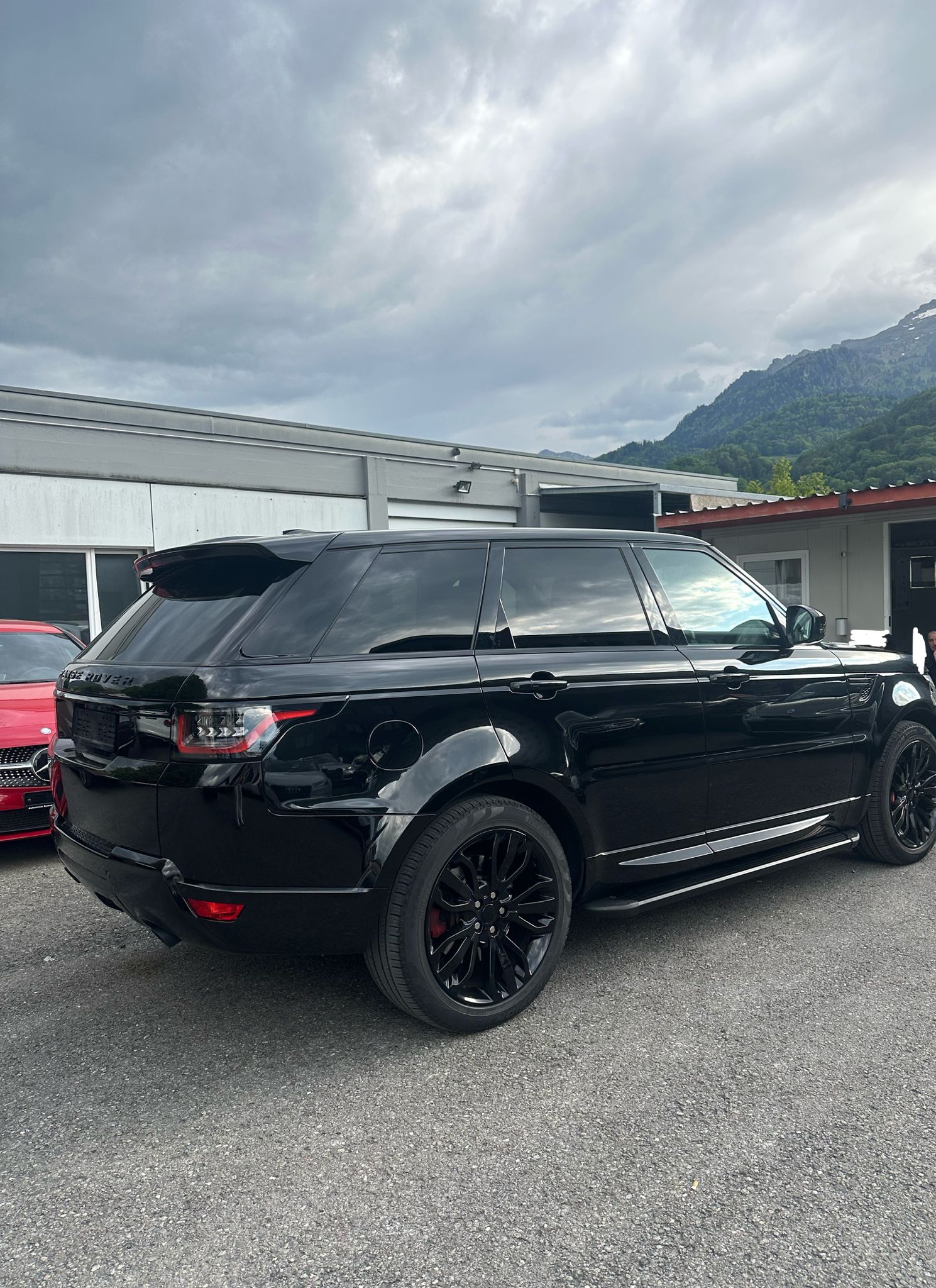 LAND ROVER Range Rover Sport 3.0 SDV6 HSE Dynamic Automatic-image-4