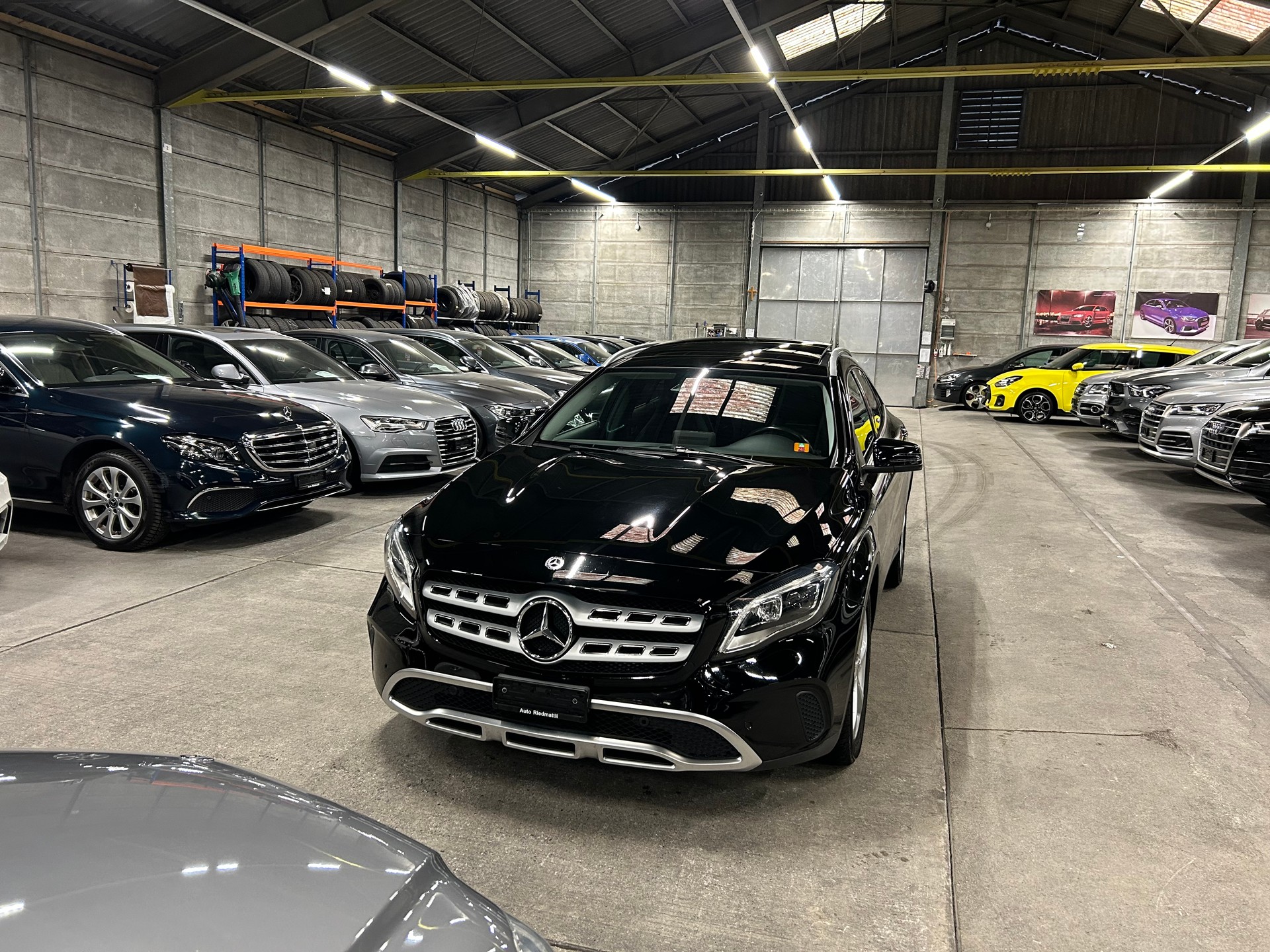 MERCEDES-BENZ GLA 200 d Swiss Star Edition Urban 4Matic 7G-DCT-image-11