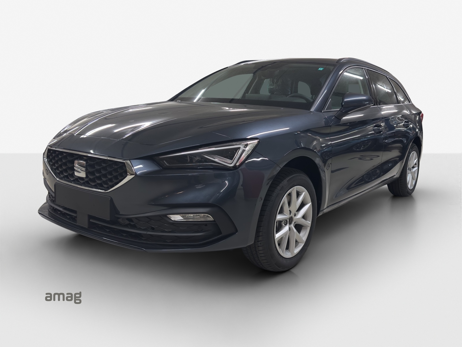 SEAT Leon ST 1.5 eHybrid pHEV DSG Business Edition-image-0