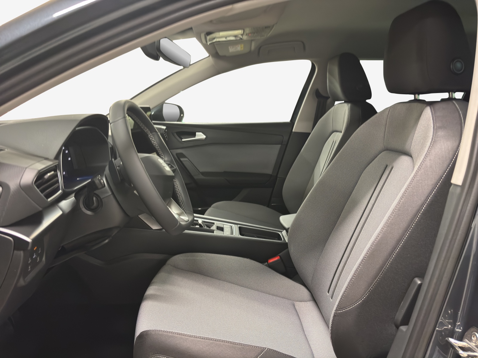 SEAT Leon ST 1.5 eHybrid pHEV DSG Business Edition-image-7