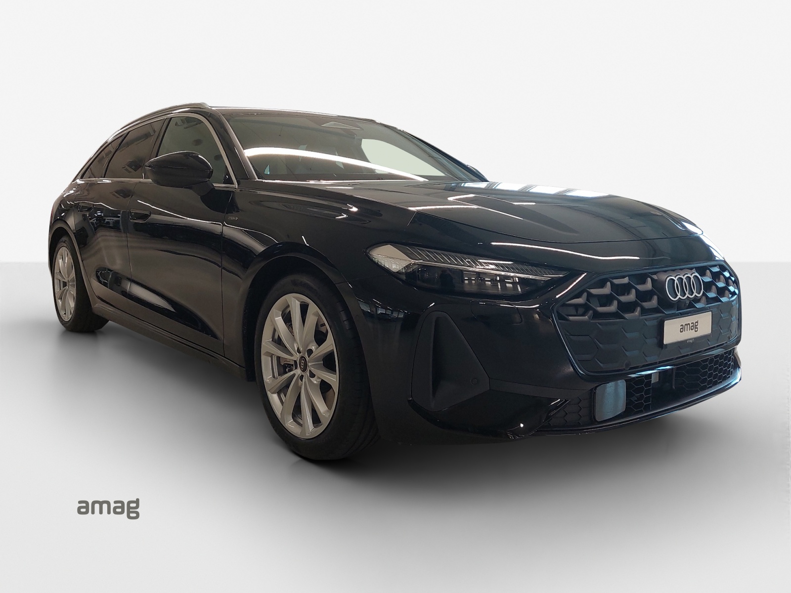 AUDI A5 Avant e-hybrid quattro Attraction 220 kW S tronic-image-5