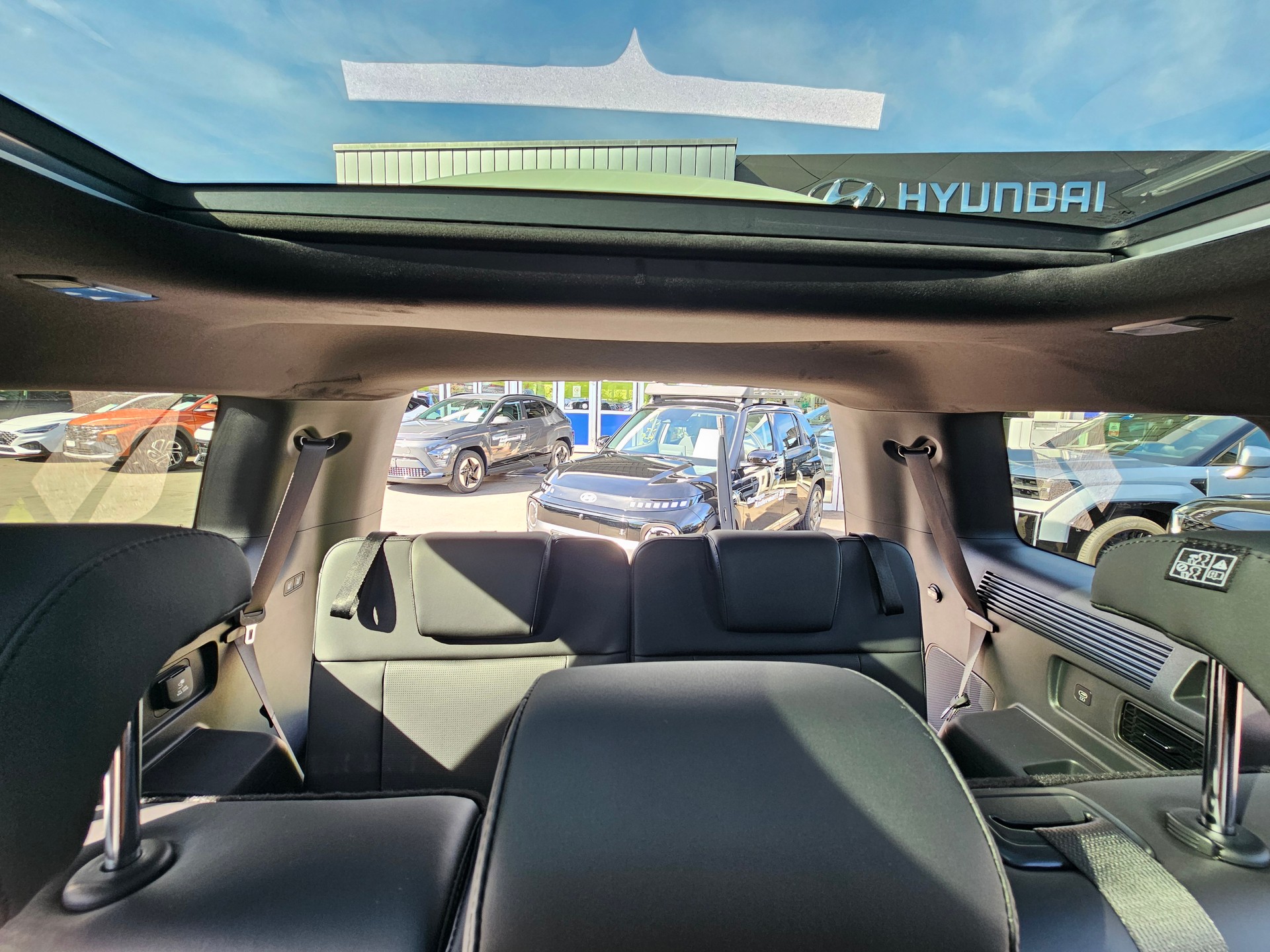 HYUNDAI Santa Fe 1.6 T-GDi HEV Calligraphy 4WD Automatic-image-11
