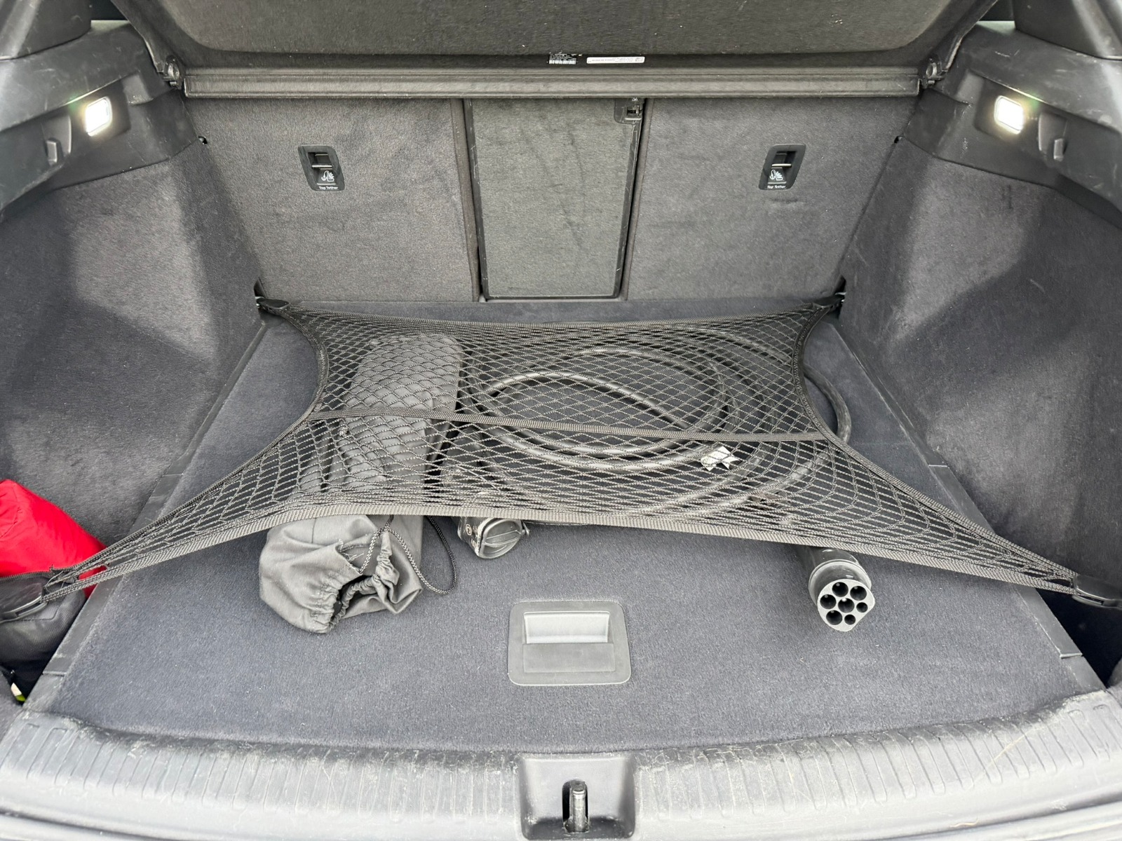 AUDI Q4 e-tron 50 quattro-image-14
