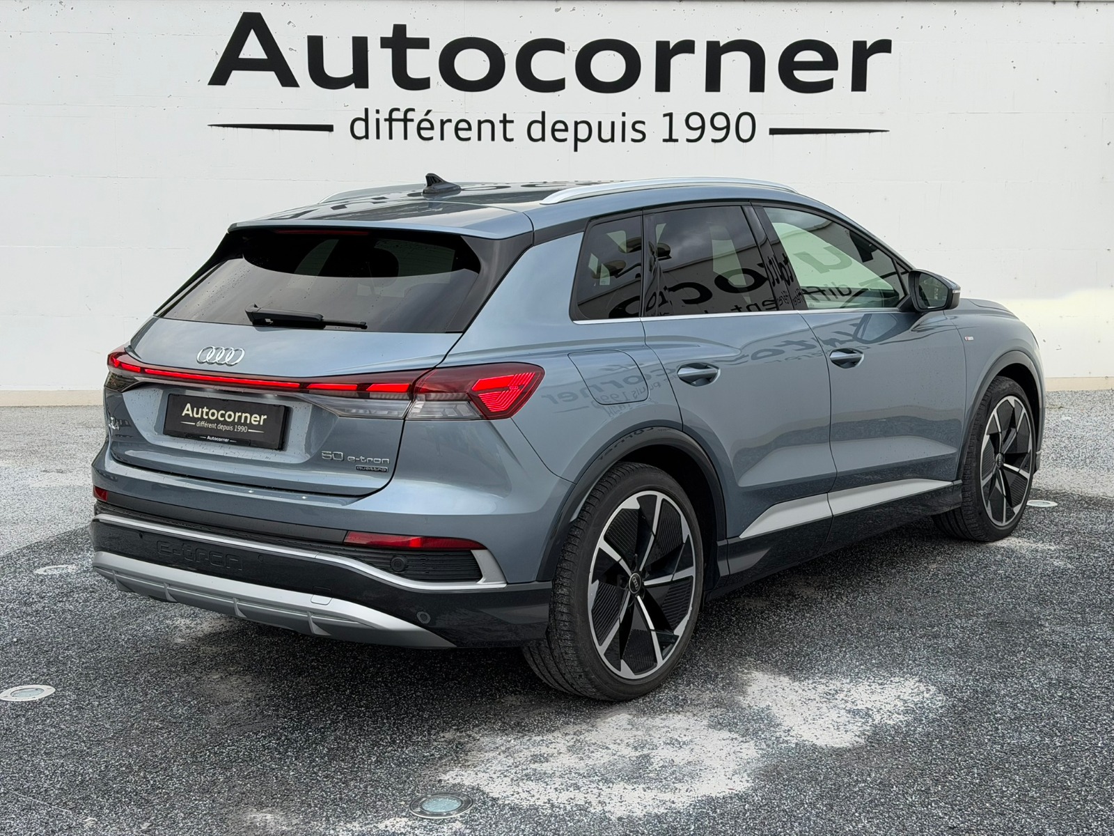 AUDI Q4 e-tron 50 quattro-image-5