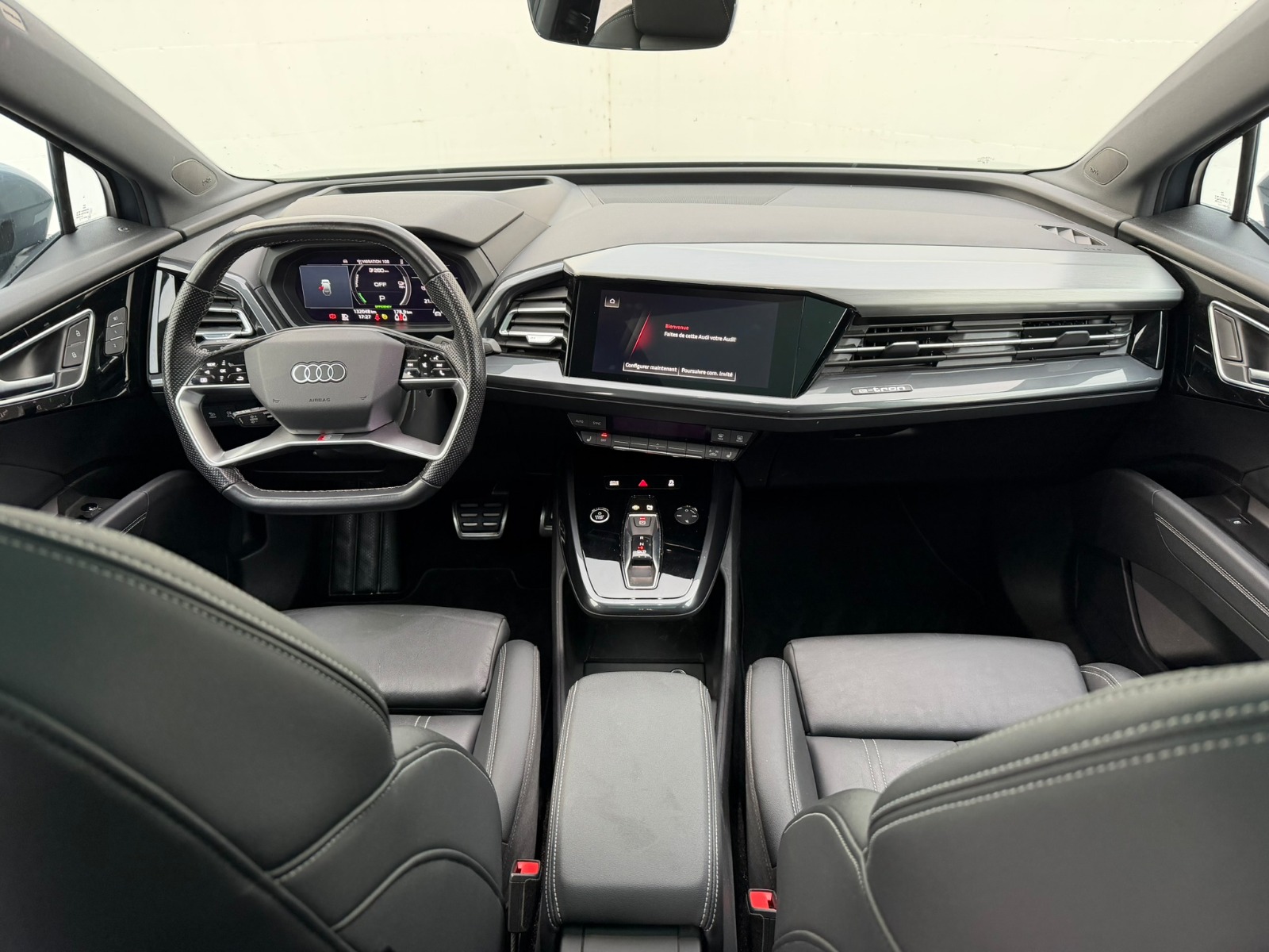 AUDI Q4 e-tron 50 quattro-image-11