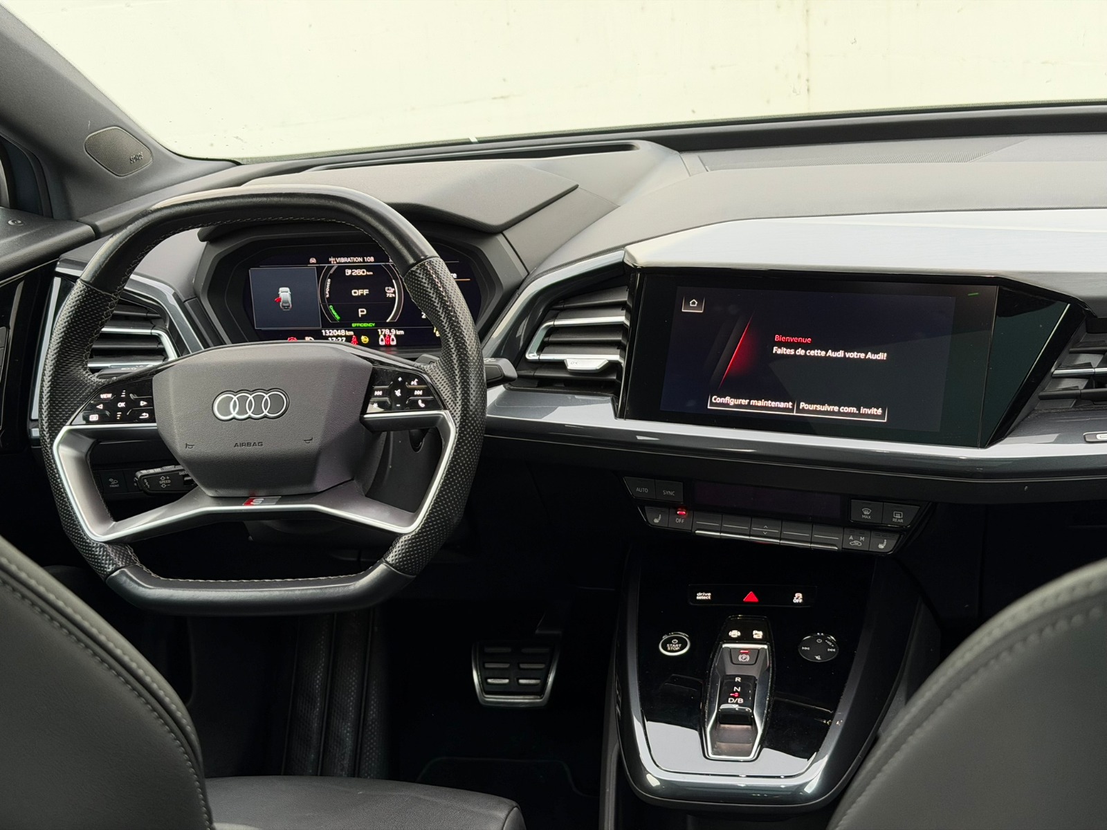 AUDI Q4 e-tron 50 quattro-image-10