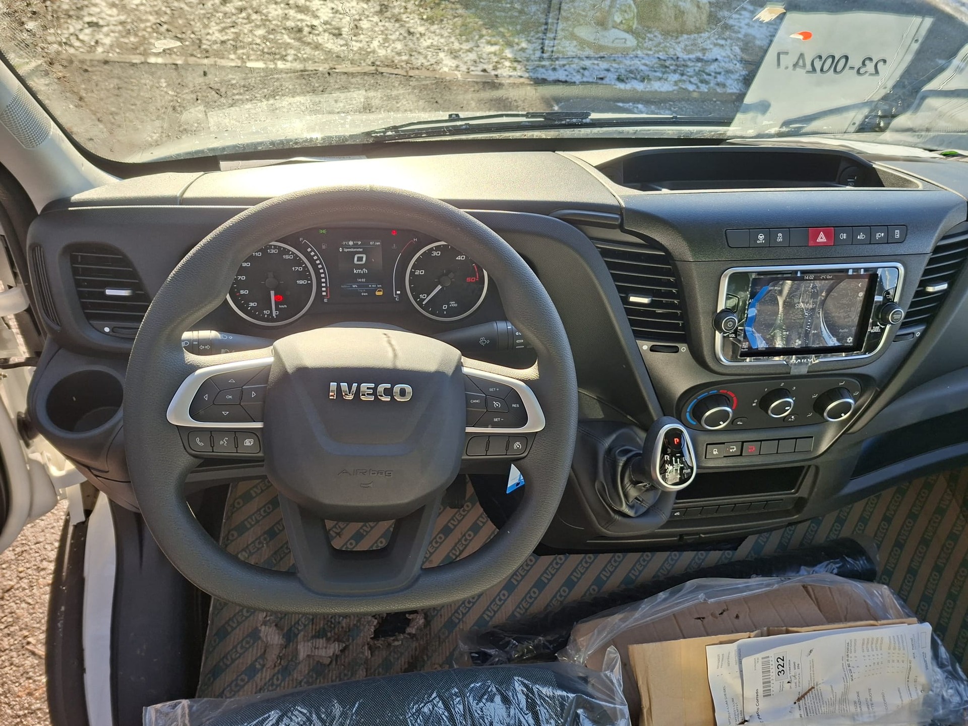 IVECO 35S18HA8-image-8