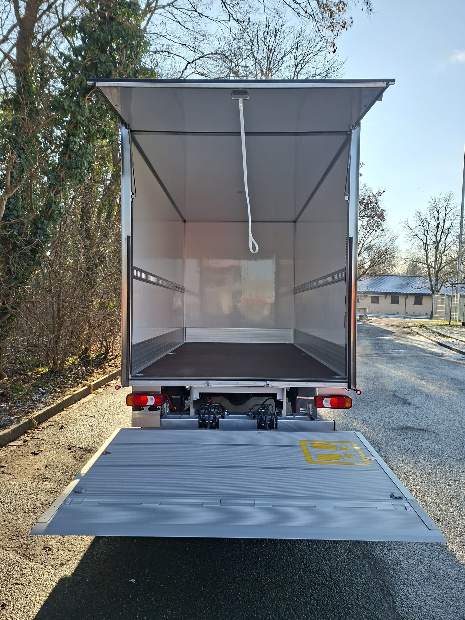 IVECO 35S18HA8-image-7