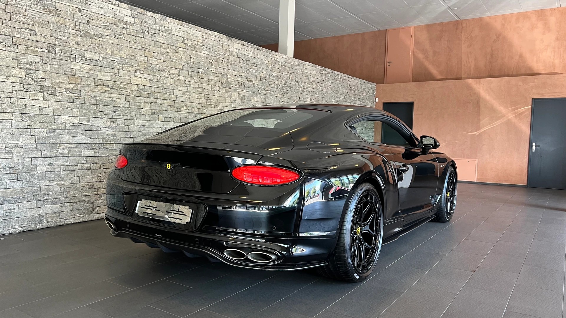 BENTLEY Continental GT 6.0 W12 Speed-image-10