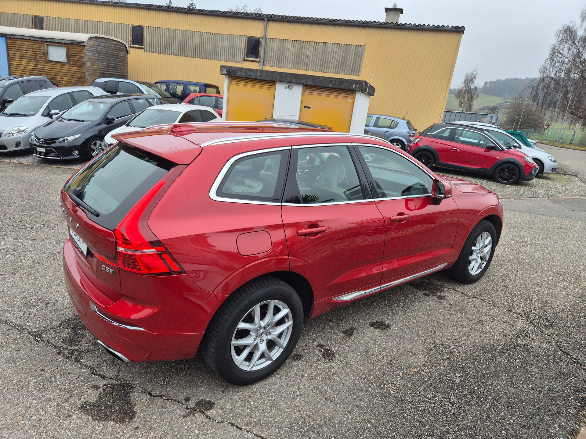 VOLVO XC60 D5 AWD Inscription Geartronic-image-8