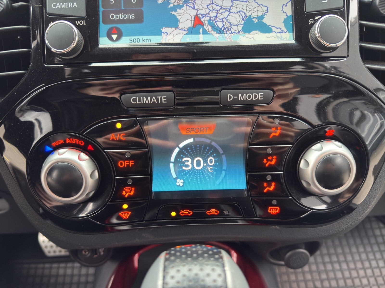 NISSAN Juke 1.6 DIG-T n-tec 4x4 Xtronic M-CVT-image-15