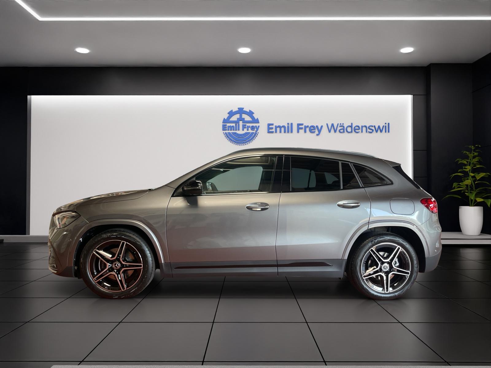 MERCEDES-BENZ GLA 200 Night Star AMG Line-image-1