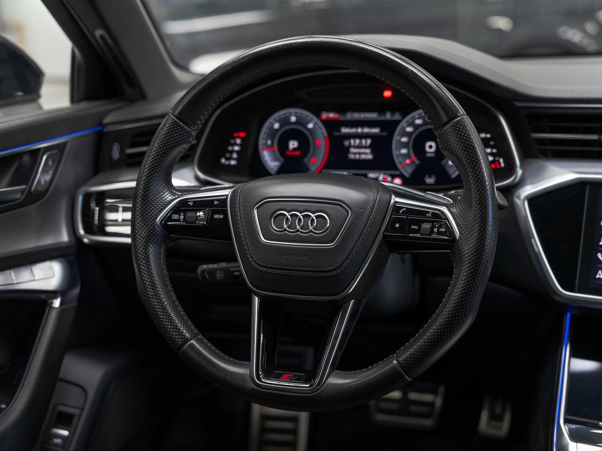 AUDI A6 Limousine 50 TDI Sport quattro tiptronic-image-22