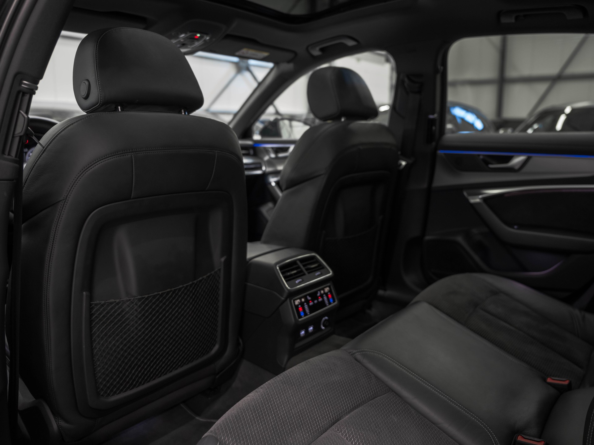 AUDI A6 Limousine 50 TDI Sport quattro tiptronic-image-11