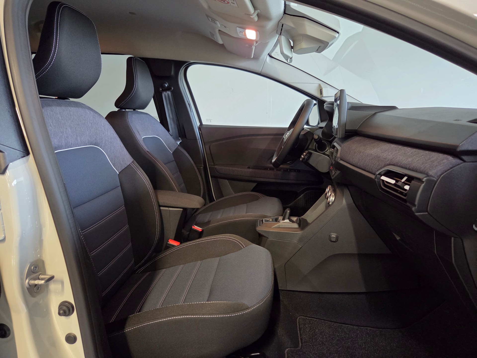 DACIA Jogger journey hybrid 155 7-Plätzer-image-7