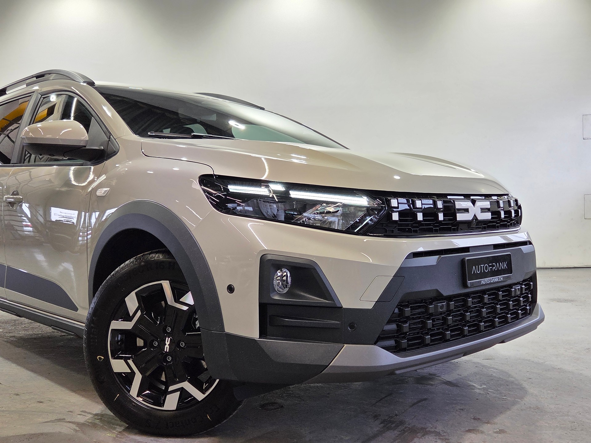 DACIA Jogger journey hybrid 155 7-Plätzer-image-12