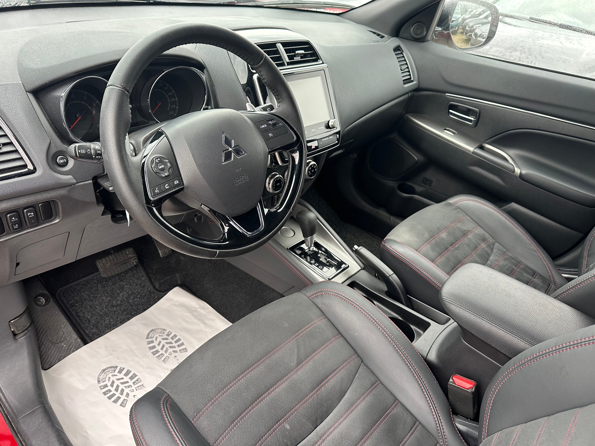 MITSUBISHI ASX 2.0 MIVEC Value 2WD Automat-image-10