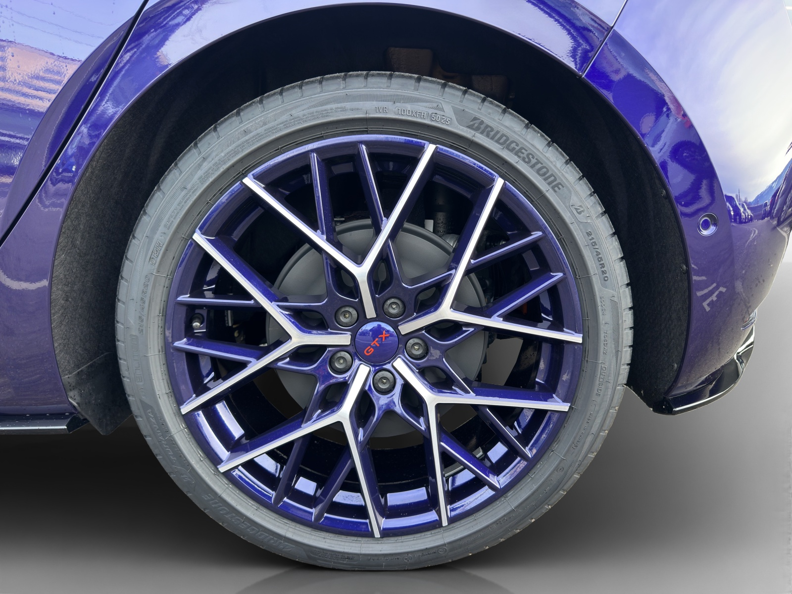 VW ID.3 GTX Performance 79 kWh GTX Fire+Ice-image-12
