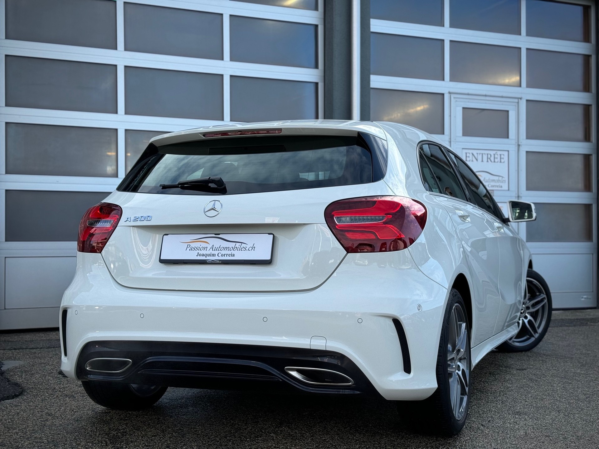 MERCEDES-BENZ A 200 AMG Line 7G-DCT-image-1
