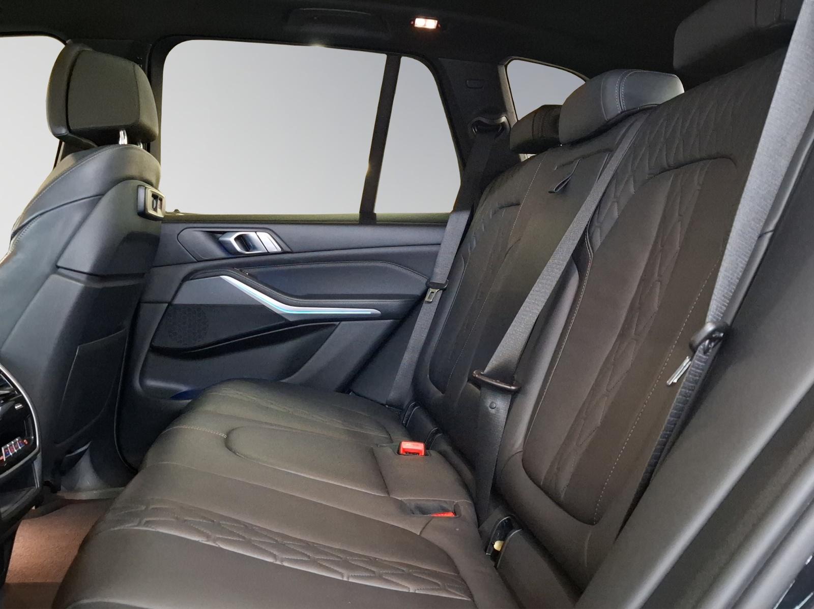 BMW X5 45e xDrive SAG-image-8