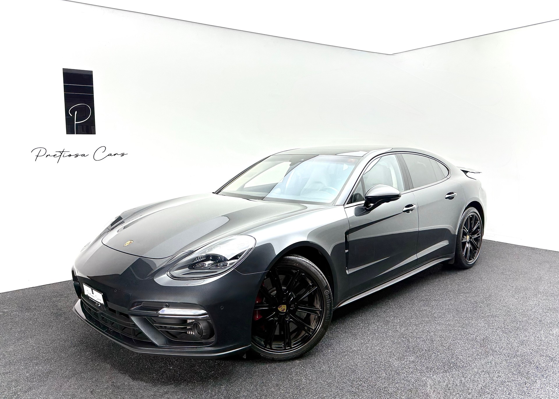 PORSCHE Panamera Turbo PDK-image-0