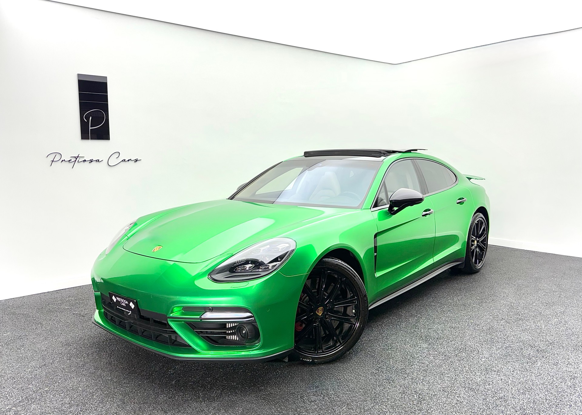 PORSCHE Panamera Turbo PDK-image-0