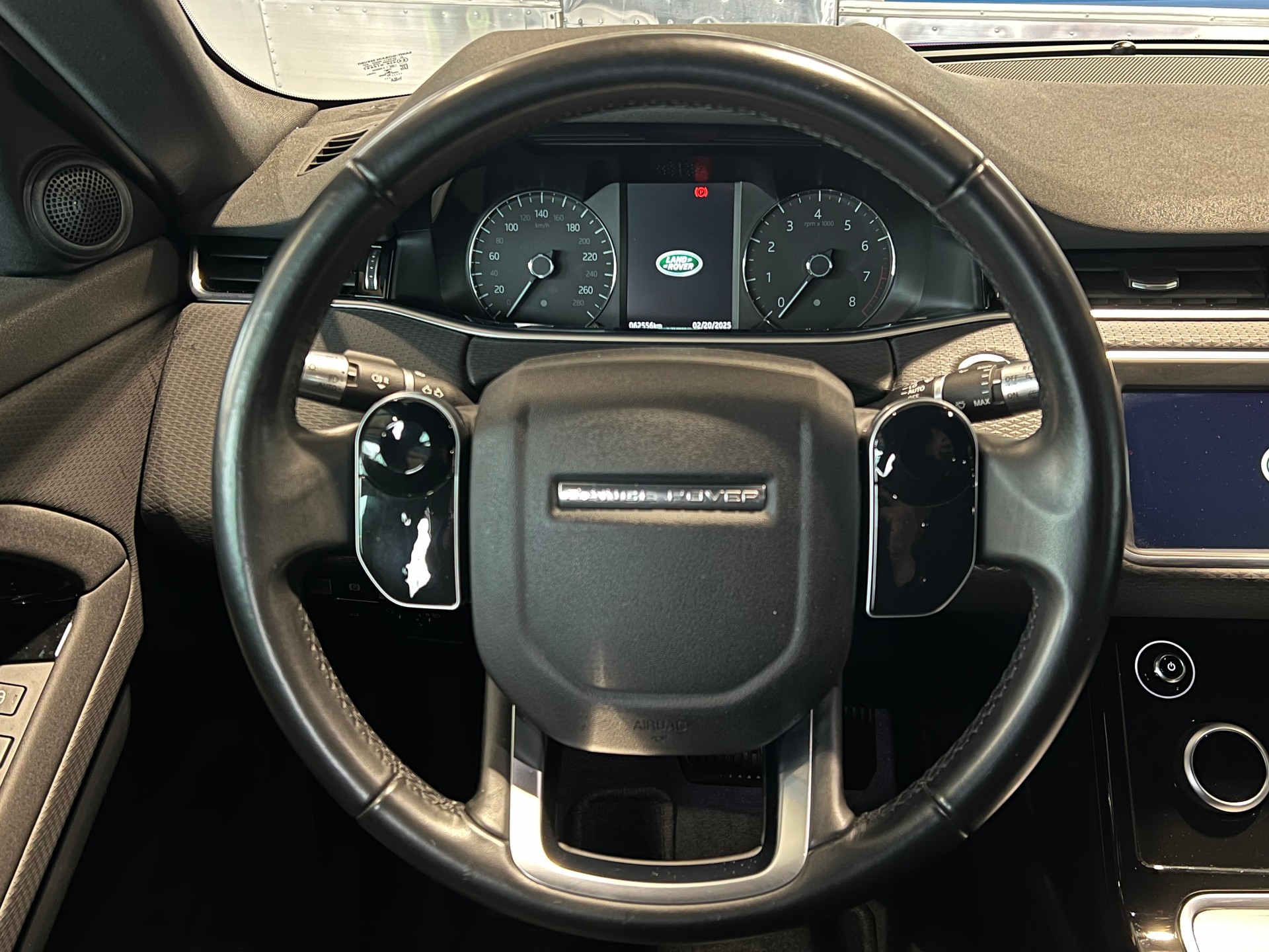 LAND ROVER Range Rover Evoque P 300 AT9-image-8